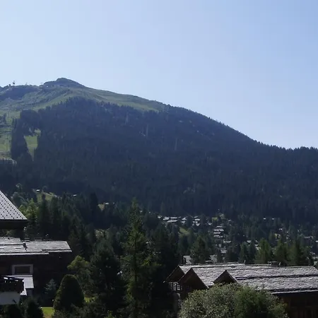 Grands Monts 121 *